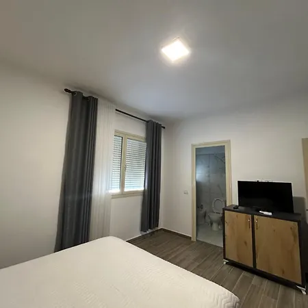 Ama Rooftop Penzion Durrës